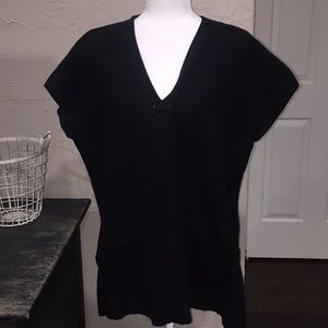 Cremieux black tunic sweater size L
